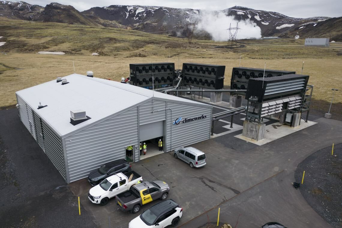 Climeworks-Anlage auf Island: Das Unternehmen filtert CO2 aus der Luft, um es unterirdisch zu entsorgen.
