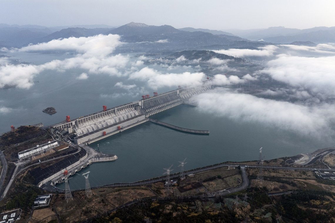 Drei-Schluchten-Damm am Jangtse in China: Wasserkraft spielt eine wichtigen Rolle in den chinesischen Klimaplänen. Erstmals sind die CO2-Emissionen des Landes gesunken, obwohl die Stromnachfrage wächst.