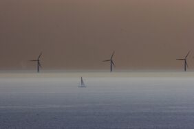 Offshore-Windpark im Großen Belt: Deutschland kann bei der Energiewende viel von Dänemark lernen.