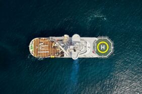 Die „Wind of Change“ ist ein sogenanntes Service Operation Vessel, das der dänische Offshore-Windparkbetreiber Ørsted 2019 in Betrieb genommen hat.
