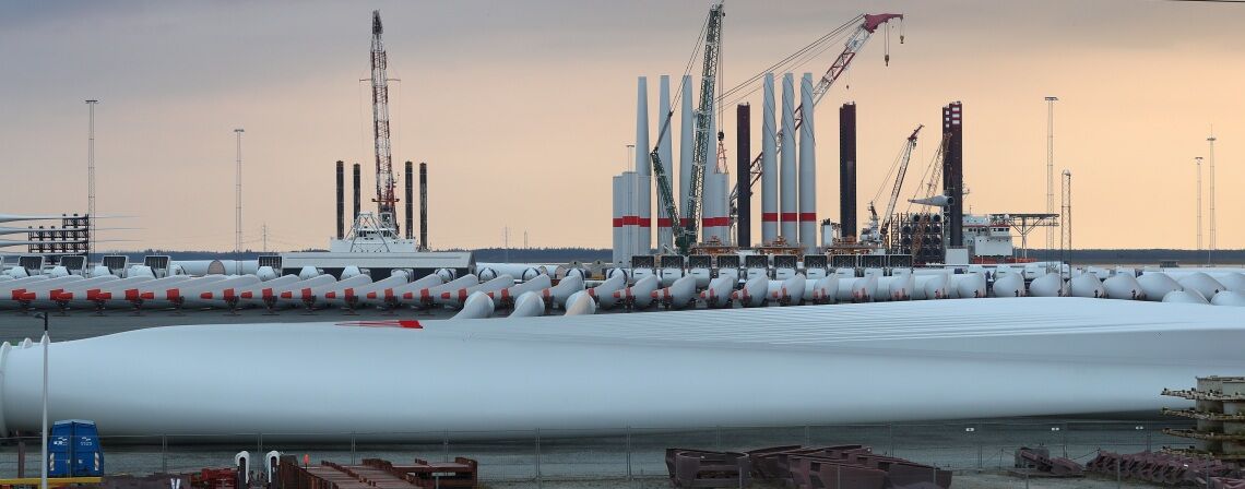 Esbjerg ist einer der wichtigsten Häfen zum Bau der europäischen Offshore-Windparks. Die Industrie schafft weltweit unzählige neuer Jobs.