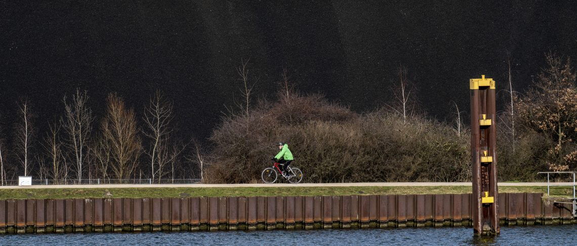 Kohlenhalde für ein Heizkraftwerk in Nordrhein-Westfalen: Der Preis für Kohle hat sich seit 2020 fast verdreifacht.