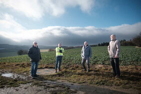 Die Gemeinde Heidenrod im Taunus hat eine Lösung für ihr Schuldenproblem gefunden: Mit dem Bau eines eigenen Windparks saniert sie ihren Haushalt. Foto: Martin Magunia für EnergieWinde.
