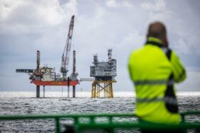 Bau einer Konverterstation in der Nordsee: Derzeit ist nur eine einzige Werft in Europa in der Lage, Anlagen der neusten Generation zu produzieren.