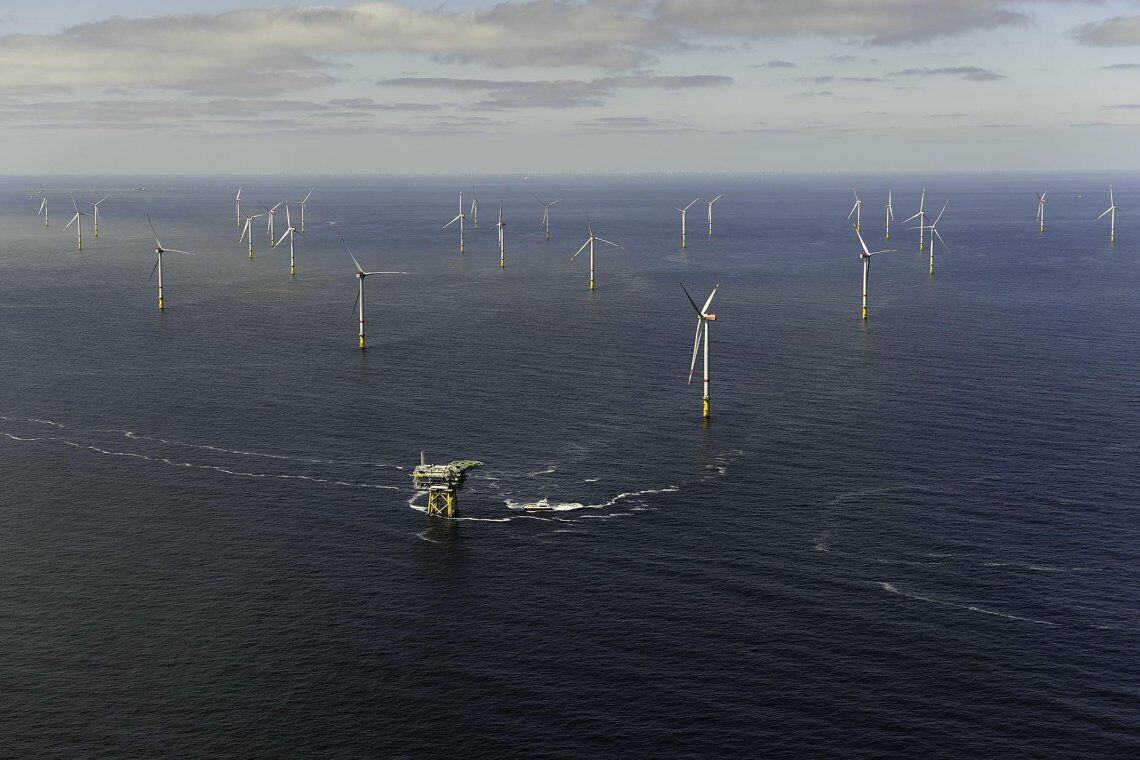 Offshore-Windpark in der deutschen Nordsee: Mit dem Wind-auf-See-Gesetz soll der Ausbau drastisch beschleunigt werden. Aus der Branche gibt es allerdings auch Kritik.