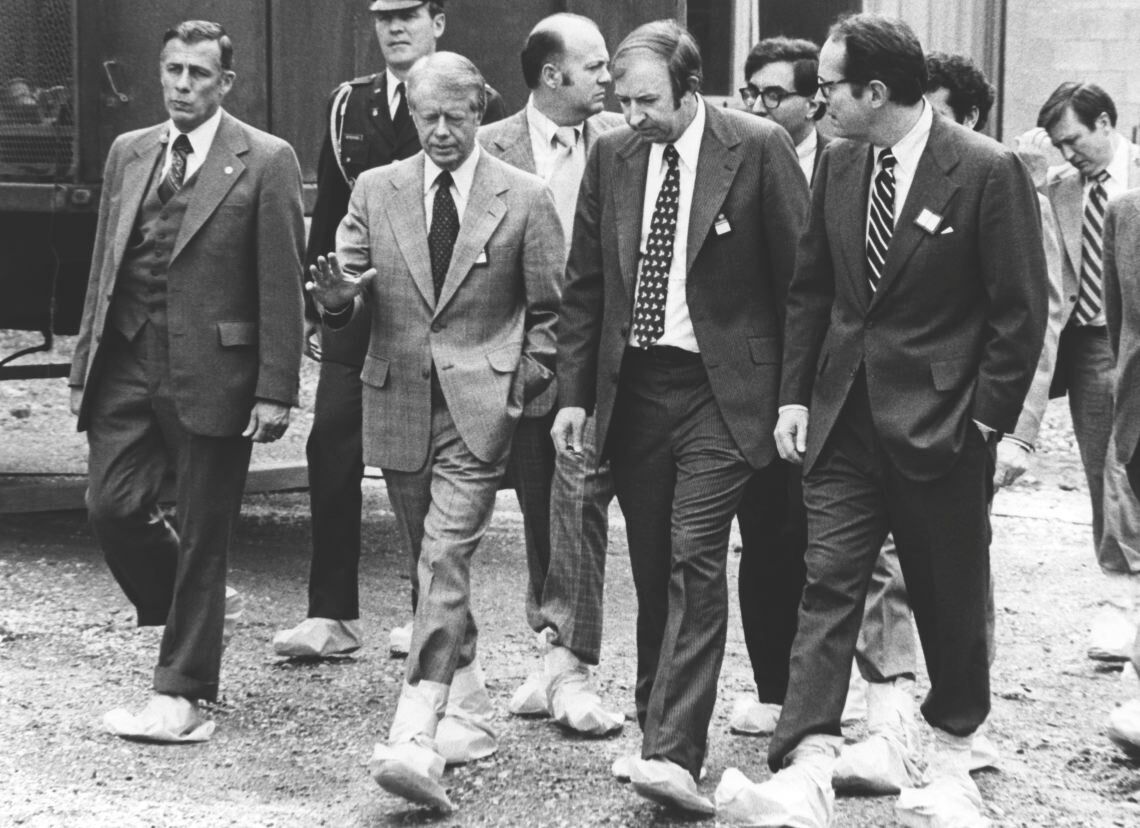 Atomunfall in Three Mile Island 1979: US-Präsident Jimmy Carter besucht mit Nuklearexperte Harold Denton den Reaktor in Harrisburg.