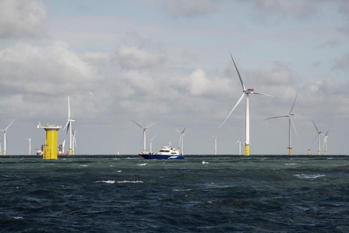 Der Offshore-Windpark London Array weit draußen in der Themse-Mündung war lange Zeit der größte der Welt. Inzwischen wurde er von einem anderen britischen Offshore-Windpark von der Spitze des Rankings verdrängt.