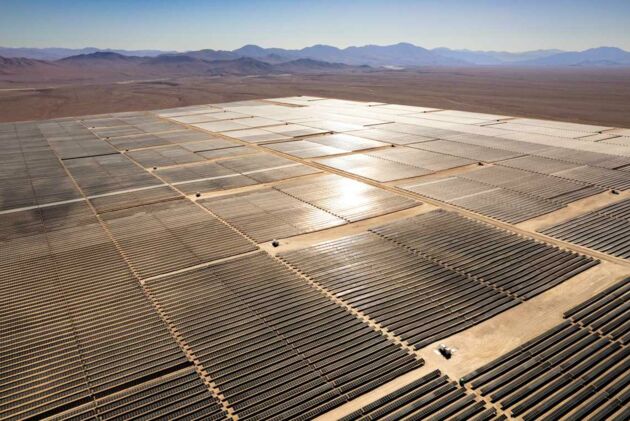 Solarpark in Chile: Der Ausbau erneuerbarer Energien kommt rasant voran. Insbesondere die Solarenergie boomt.