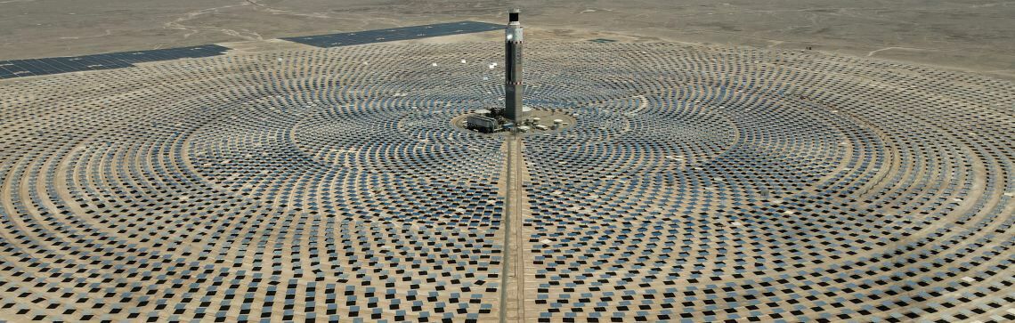 Solarthermie-Kraftwerk in Chile: Die Solarenergie wird bis 2027 zur größten einzelnen Stromerzeugungsquelle weltweit wachsen und damit die Kohle ablösen.