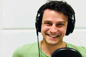 Adam Levy im Podcast-Studio: Levy kämpft als Climate Adam mit Humor für einen besseren Klimaschutz.