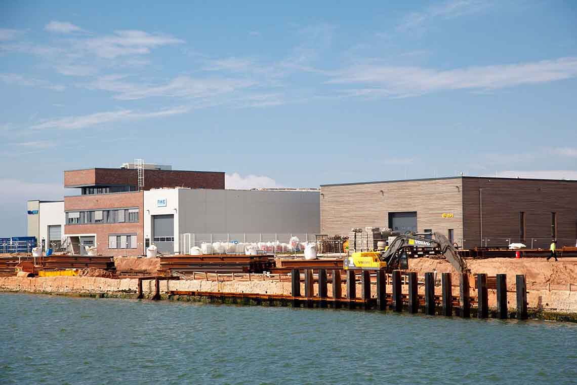 Standorte von WindMW, RWE und Eon auf Helgoland: Von hier aus versorgen die Unternehmen ihre Offshore-Windparks.