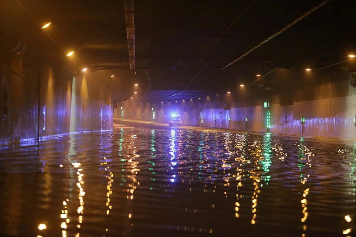 Klimawandel in Deutschland: Überflutung in Düsseldorf.1