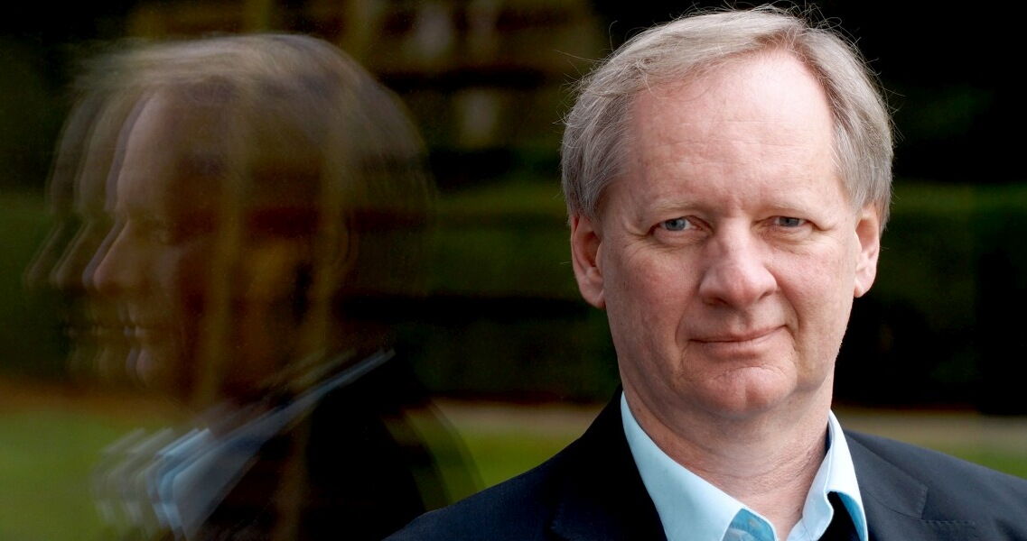 Ulrich Eberl, Zukunftsforscher und Autor, hat eine "Überlebensformel" für den Kampf gegen die Klimakrise entwickelt.