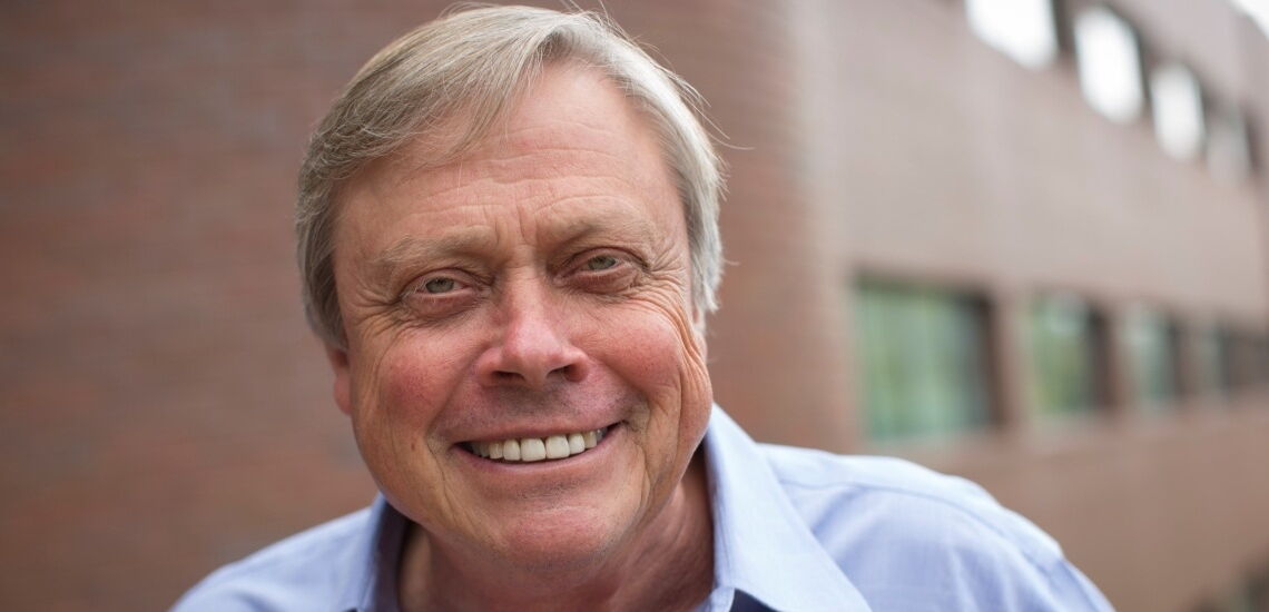 Robert Howarth kennt sich so gut mit Methan und seiner Klimabilanz aus wie kaum ein anderer Forscher. Selbst Kohle ist weniger schädlich als LNG, so der Professor der Cornell University.