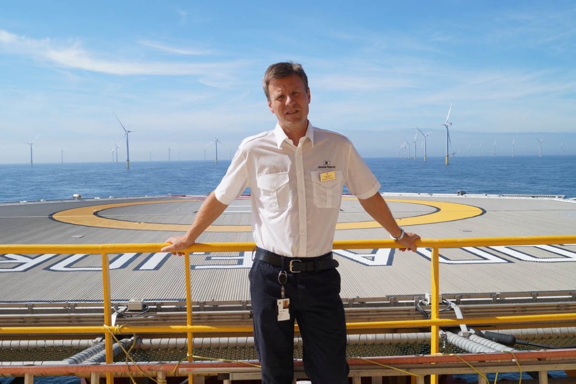 Pål-F. Hjelmeland ist der Kapitän der „Edda Fjord". Das Schiff arbeitet in Offshore-Windparks, aber auch in der Öl- und Gasindustrie.